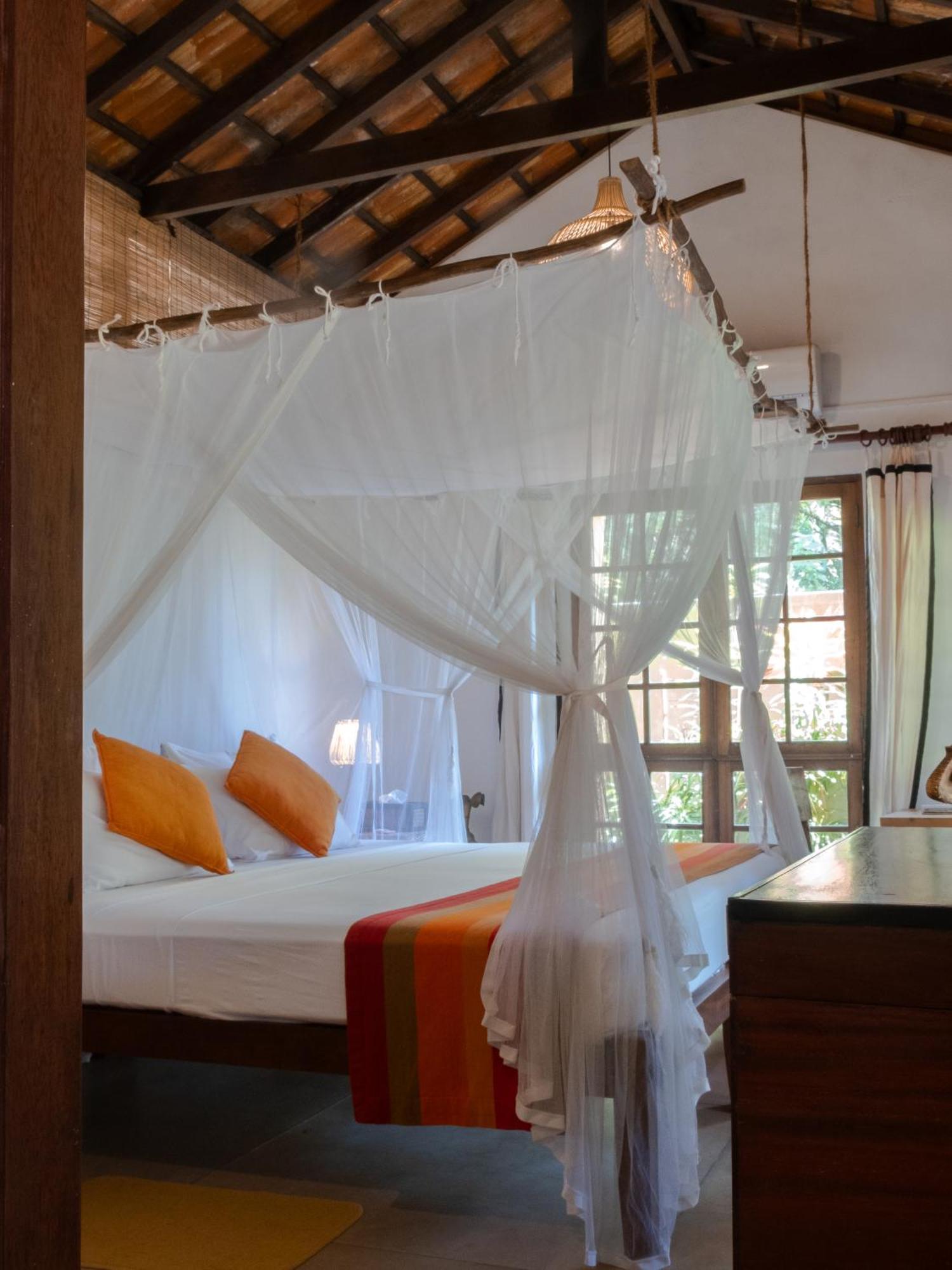 Dunes Unawatuna Hotel Extérieur photo